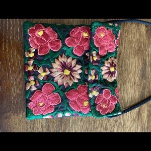 EL HUARACHE cross body bag. Never used